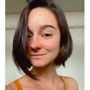 Meet your Posher, Steph